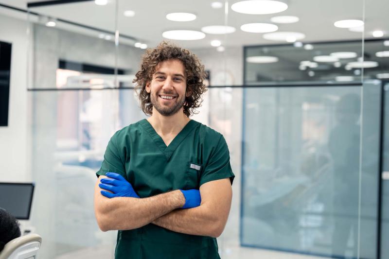 Medical and dental technicians