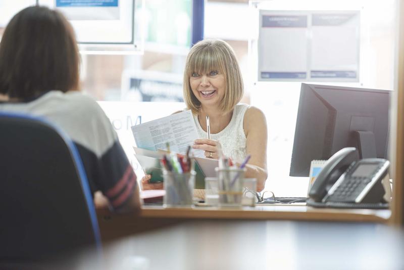 Pensions and insurance clerks and assistants