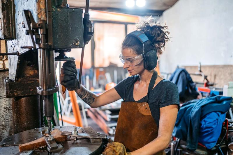 Metal plate workers, smiths, moulders and related occupations