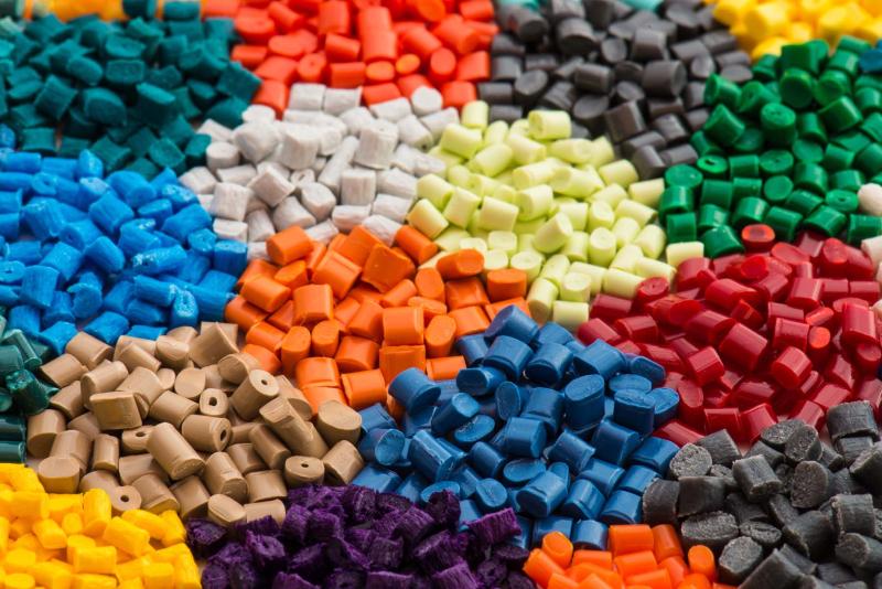 Plastics process operatives