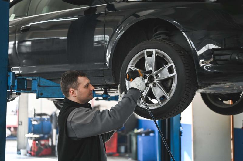 Tyre, exhaust and windscreen fitters