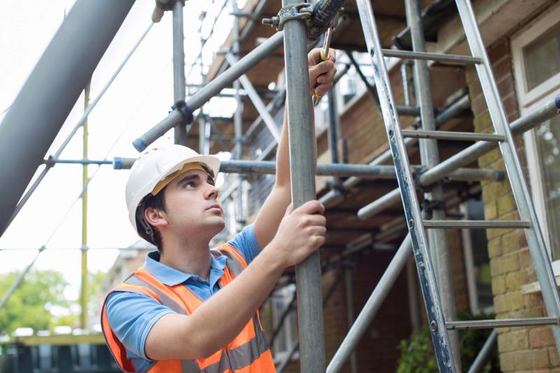 Scaffolders, stagers and riggers