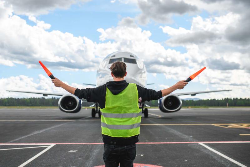Air transport operatives