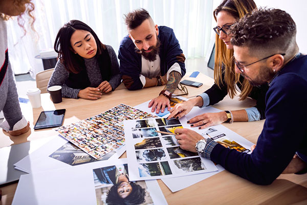 Advertising art director