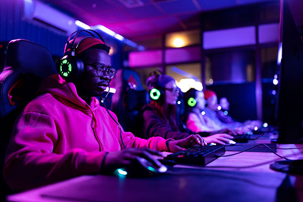 Esports gamer