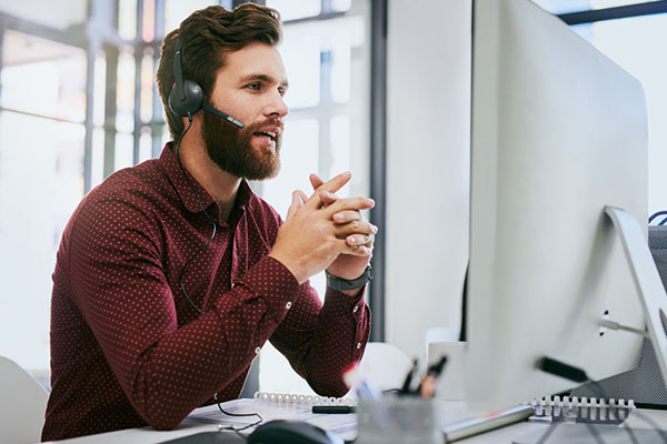 Call centre operator