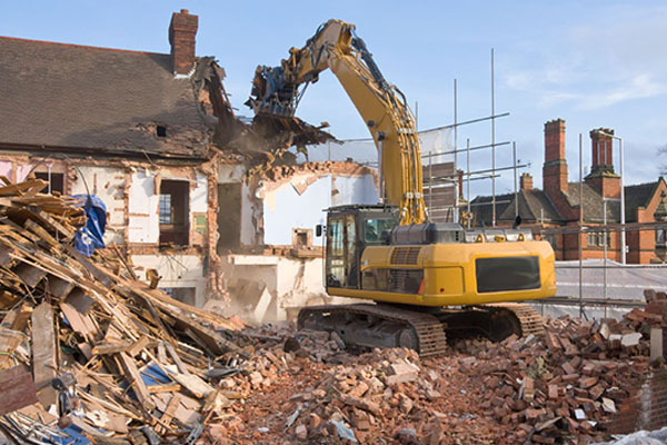 Demolition operative