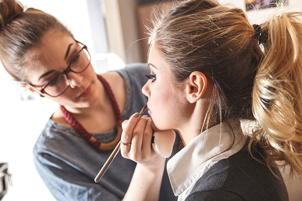 Make-up artist