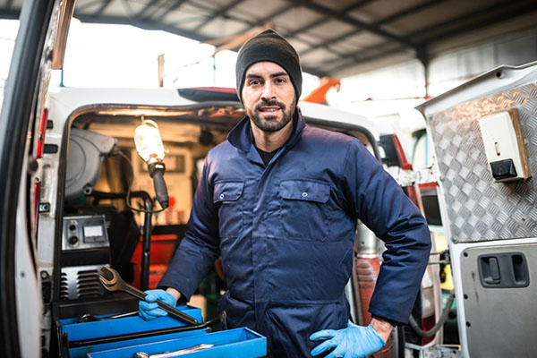 Pipe fitter