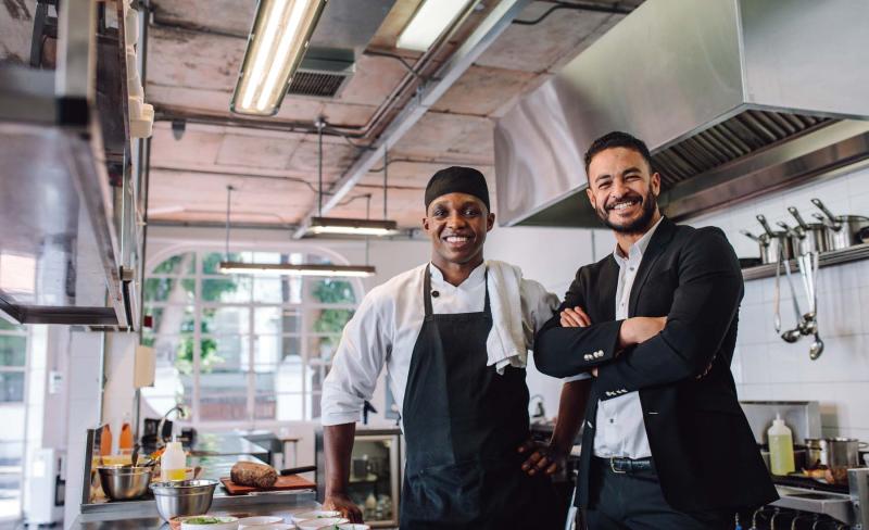 Restaurant and catering establishment managers and proprietors